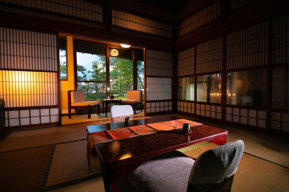 唐津市 绵屋日式旅馆酒店 外观 照片